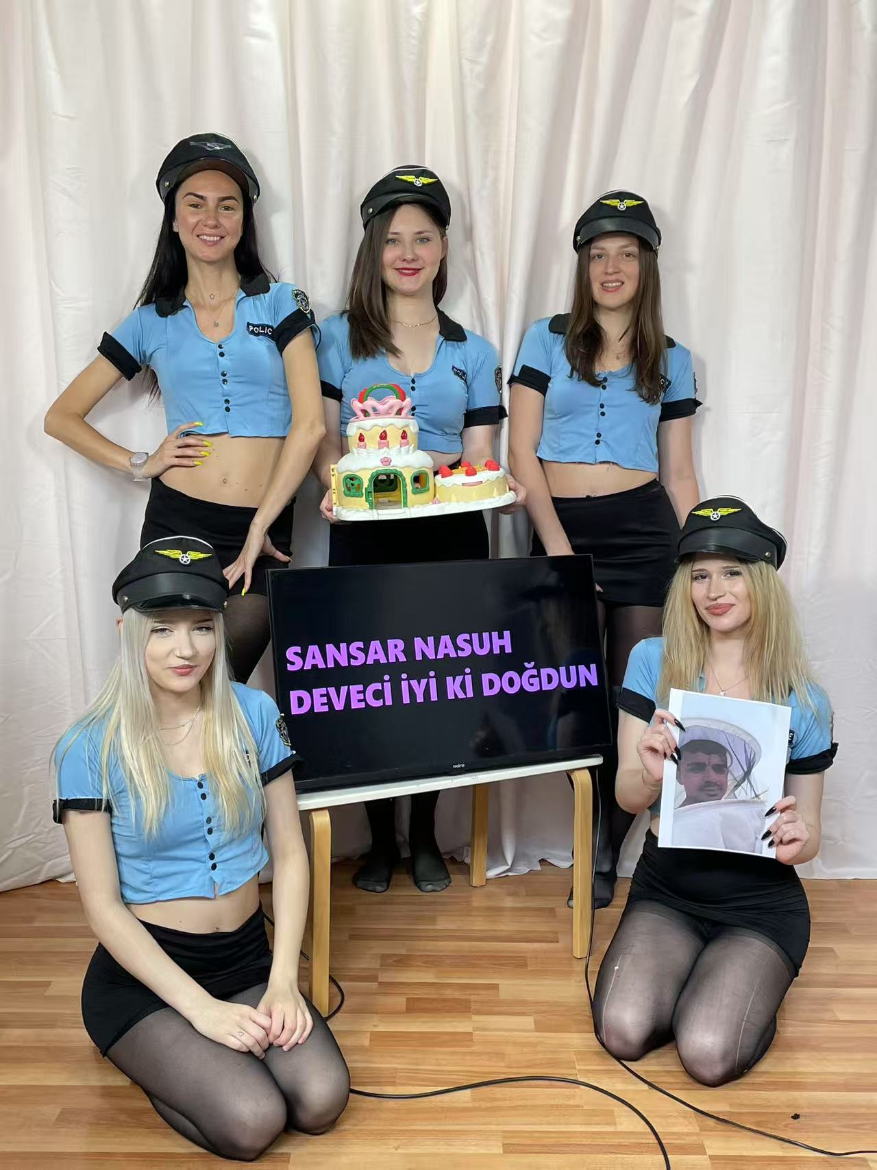 Greetings from European Girls